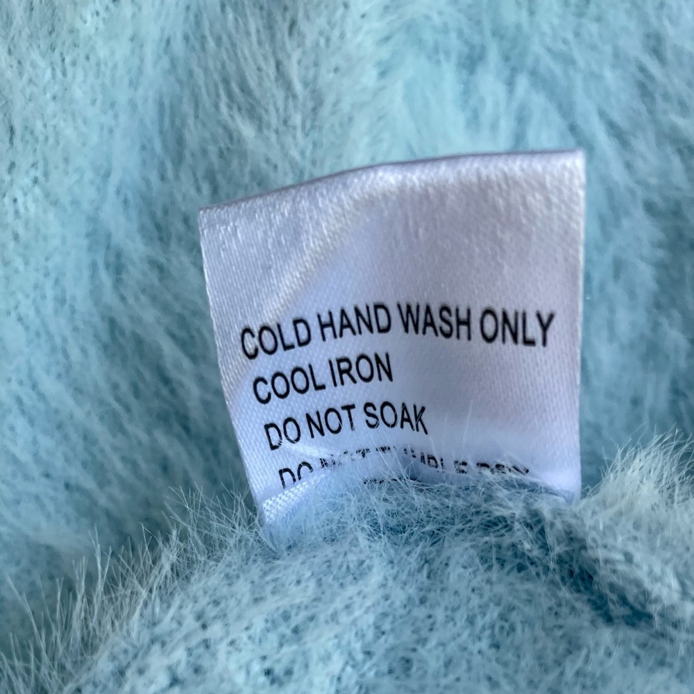 Princess Polly Fuzzy Sweater Cardigan Button Down Stretchy Light Blue SZ S/M - Picture 6 of 9